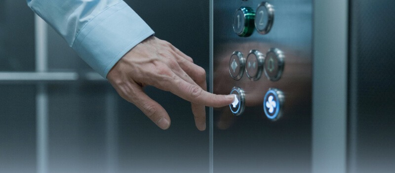 Ultra-HNI entering private markets—access unlocked, decisions made at the push of a button.