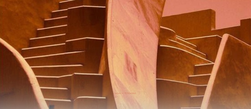 Abstract Indian architecture symbolizing the structured rise of domestic capital