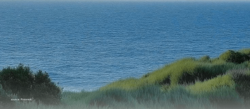 Balanced shoreline horizon suggesting UHNI profit depth and HNI scale